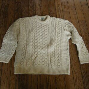 Vintage Women’s 100% Wool Thick Heavy Classic L.L. Bean Cable Knit Sweater